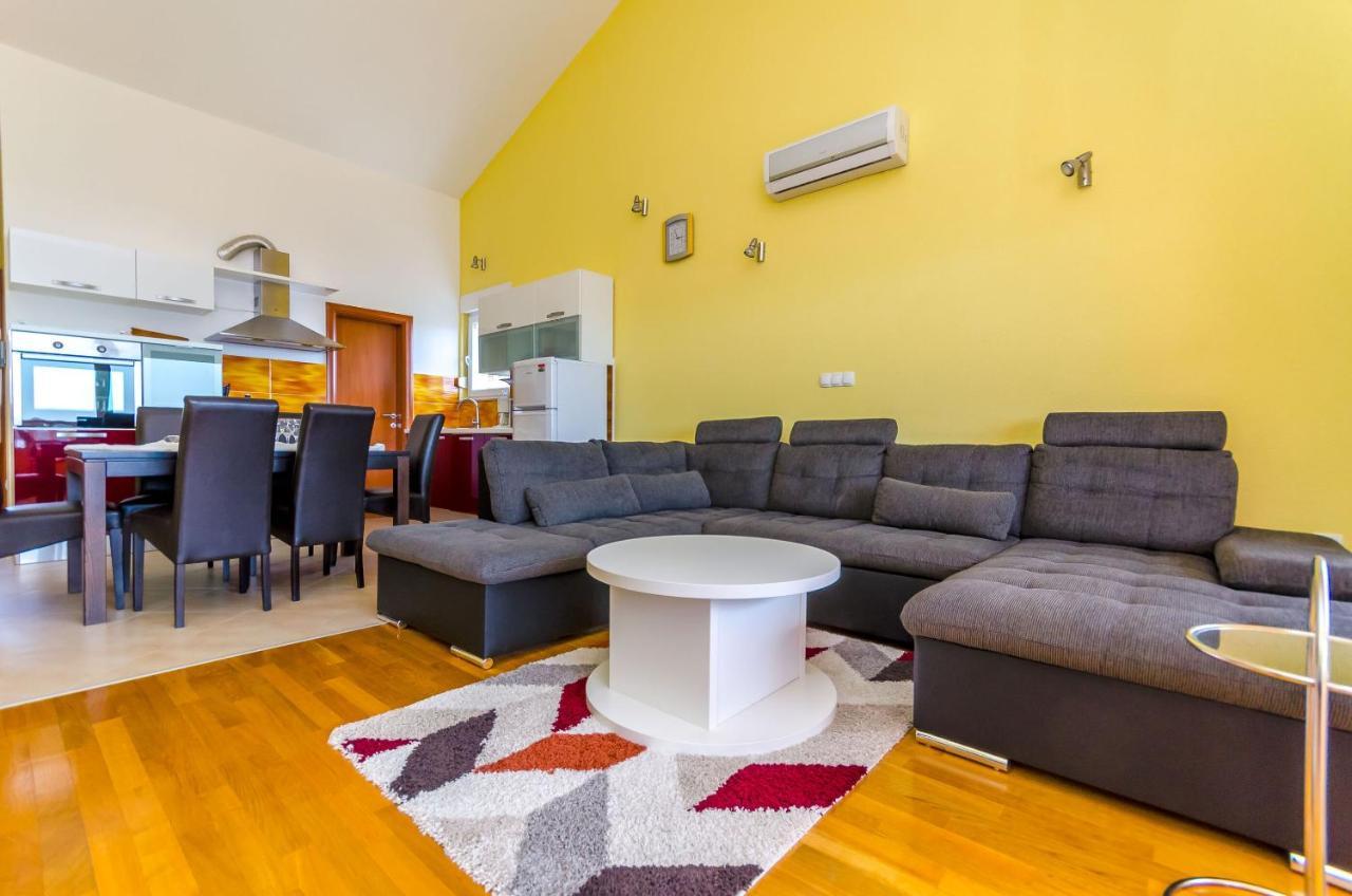 טרוגיר Apartments Melita מראה חיצוני תמונה