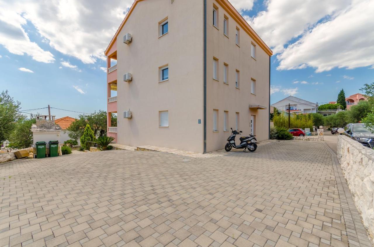 טרוגיר Apartments Melita מראה חיצוני תמונה