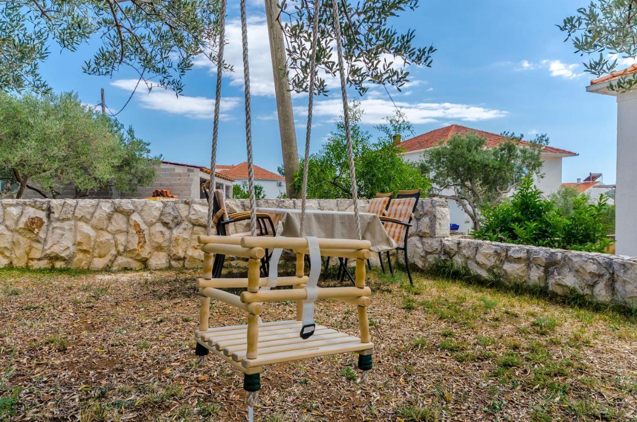 טרוגיר Apartments Melita מראה חיצוני תמונה